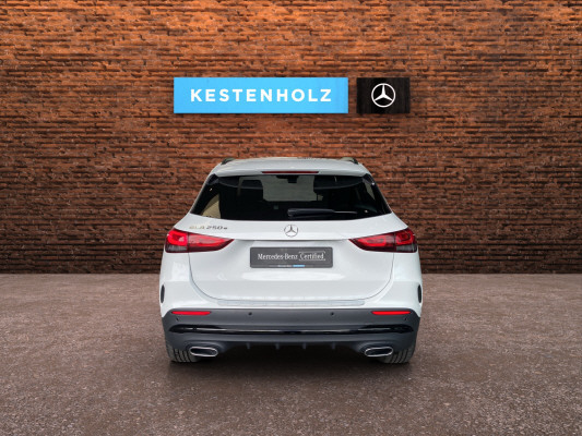 MERCEDES-BENZ GLA 250 e 8G-DCT-image-5