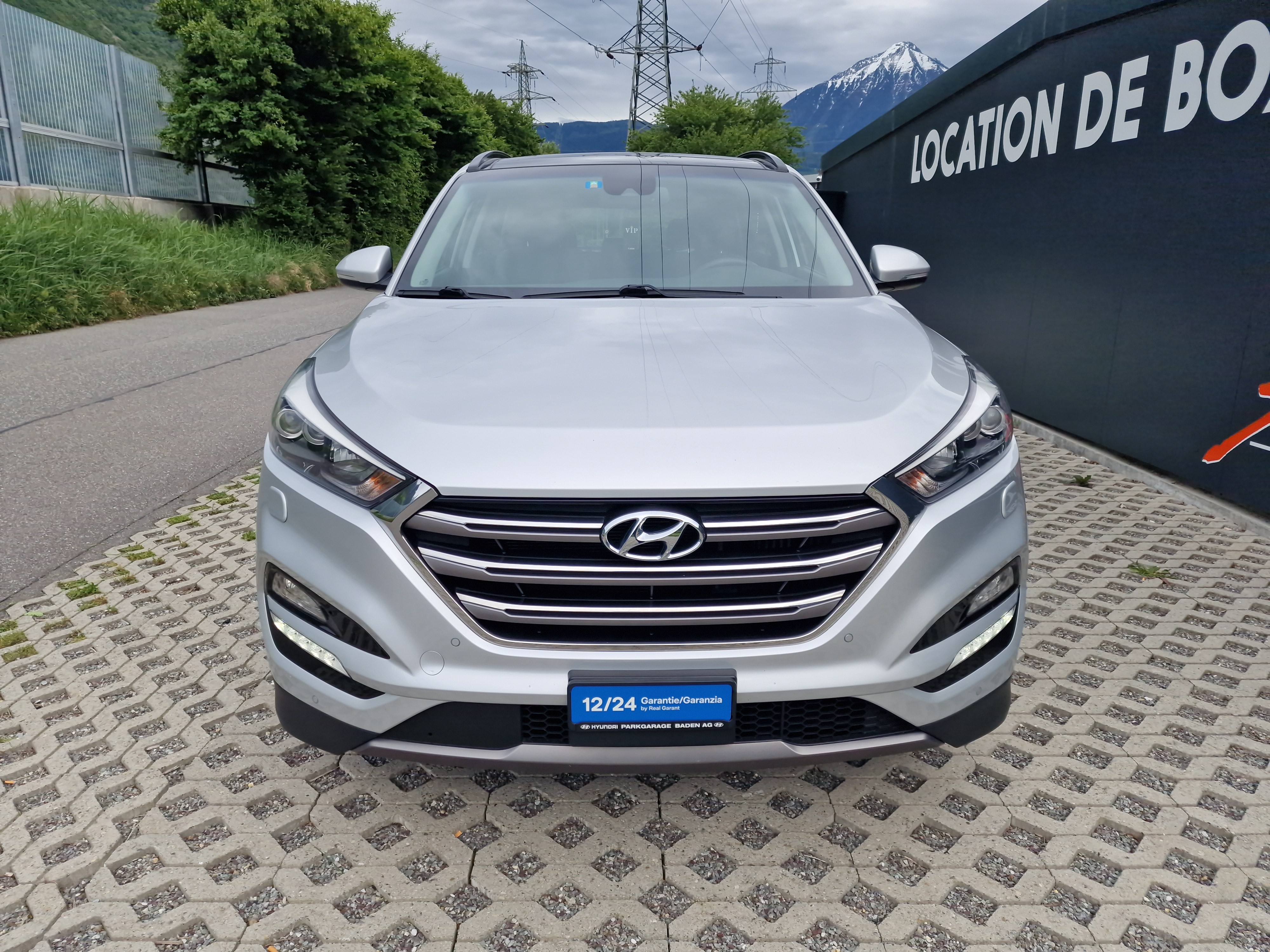Car photo