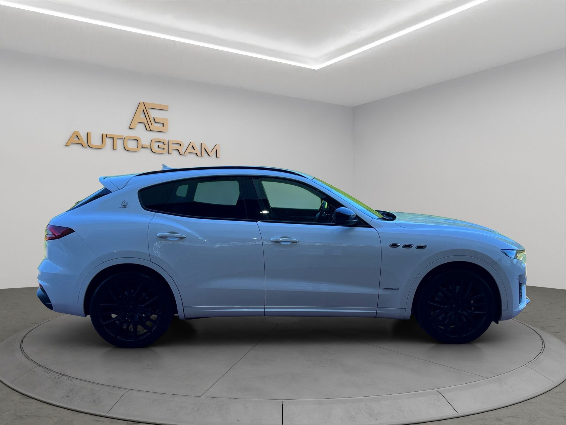 MASERATI Levante 3.0 V6 GranSport Automatica-image-5
