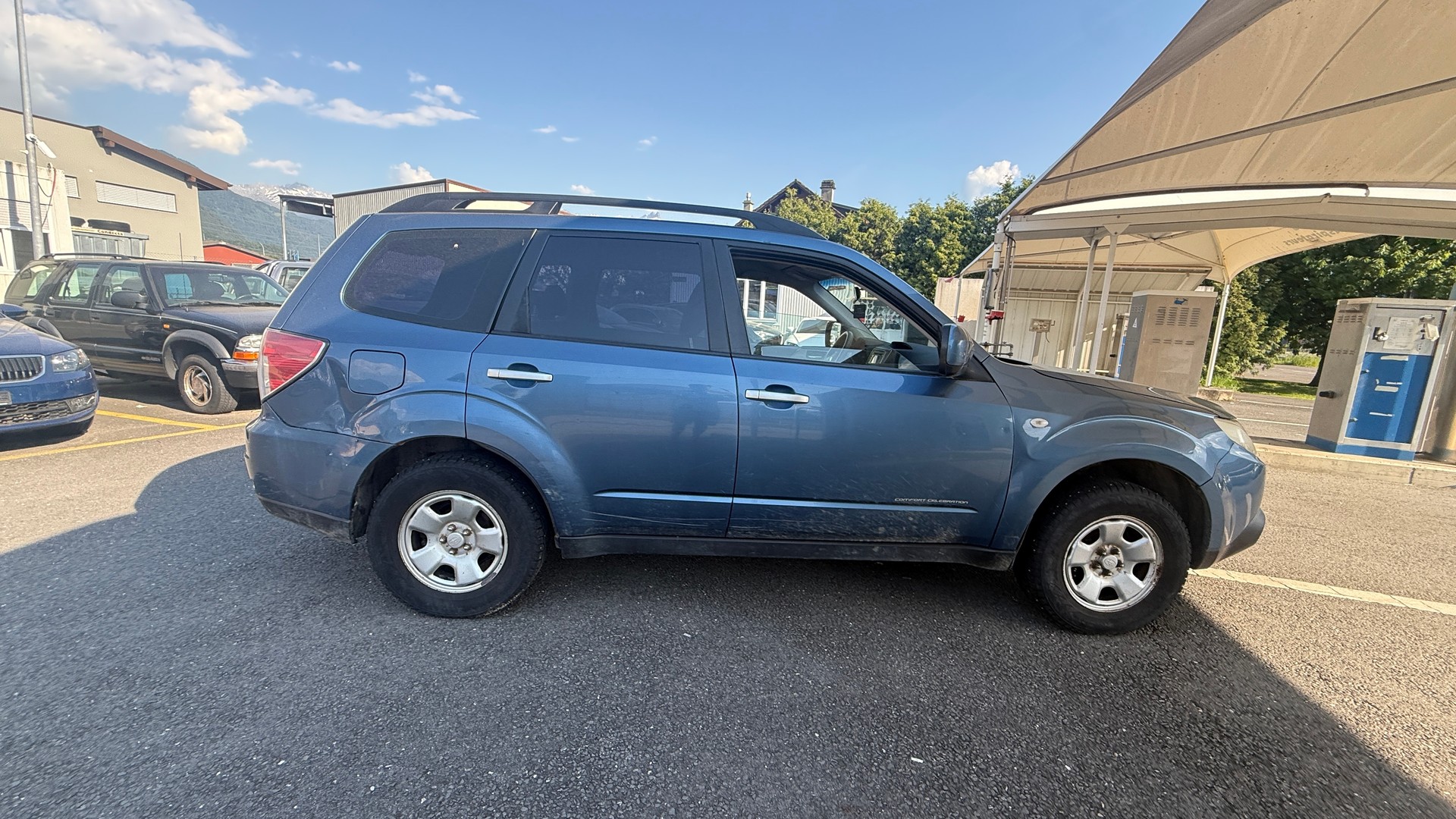 SUBARU Forester 2.0X Swiss Automatic-image-3