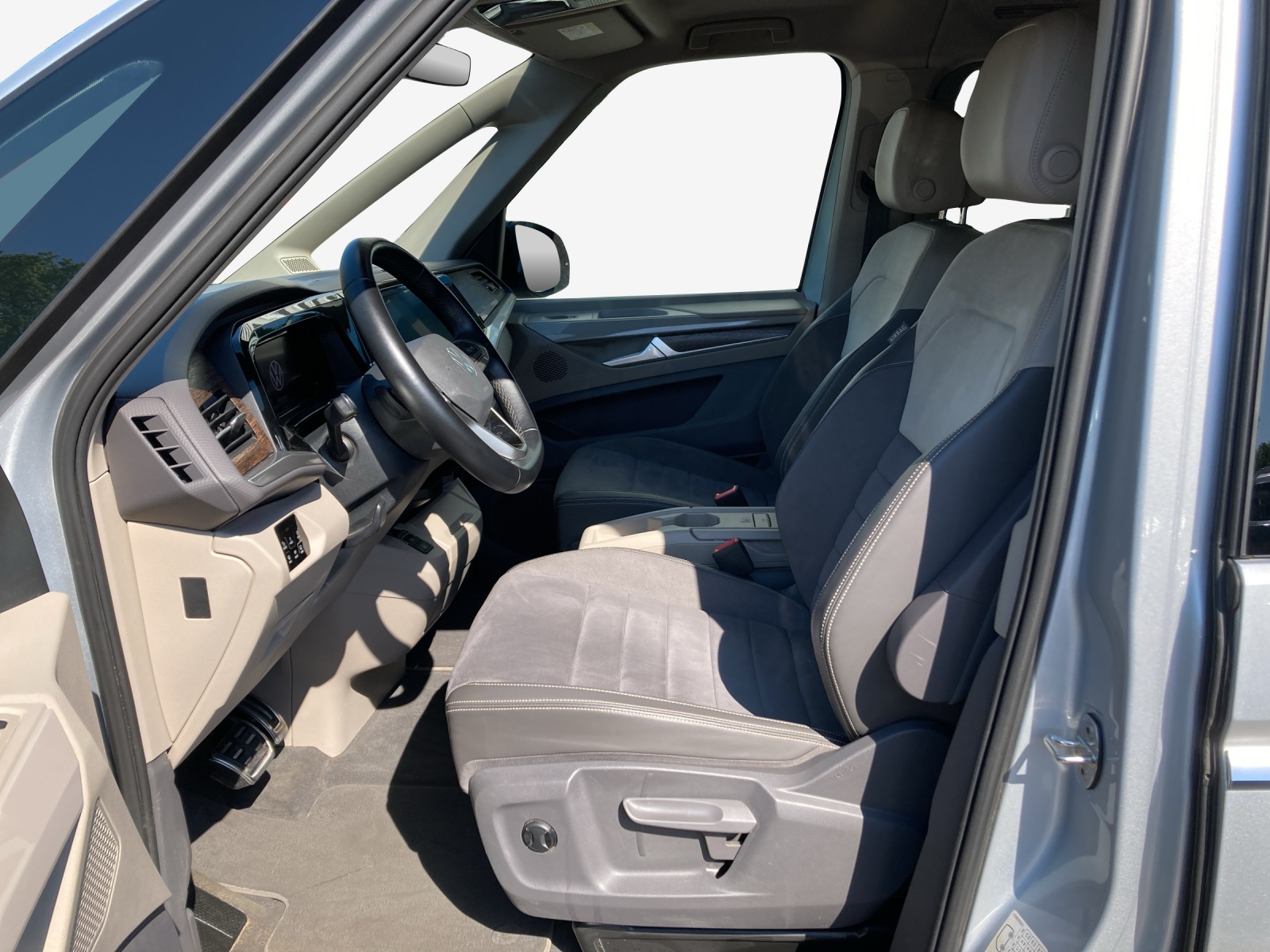 VW Multivan 2.0 TDI Style DSG Lang-image-7