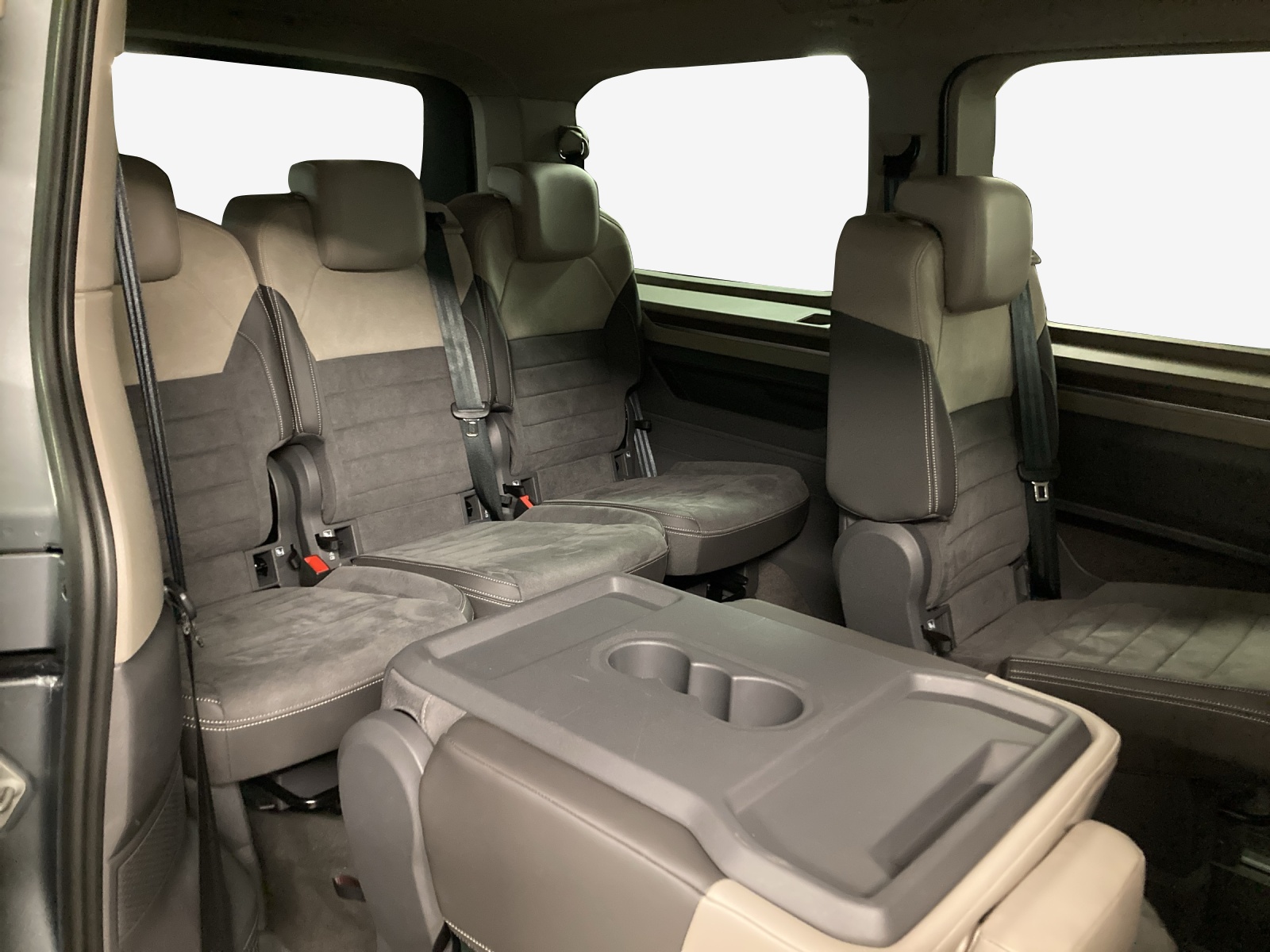 VW Multivan 2.0 TDI Style DSG Lang-image-13