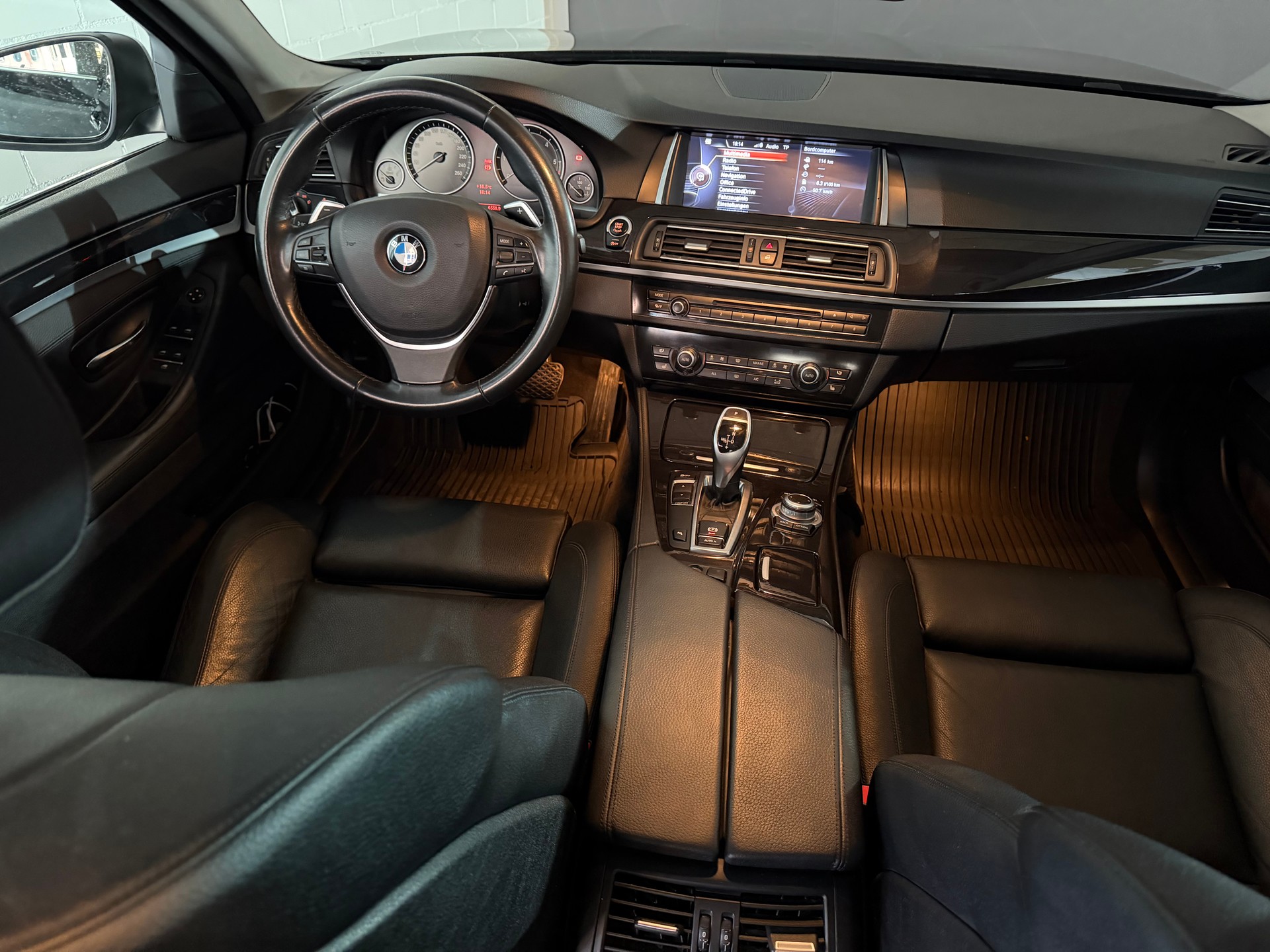 BMW 520d Touring Steptronic-image-9