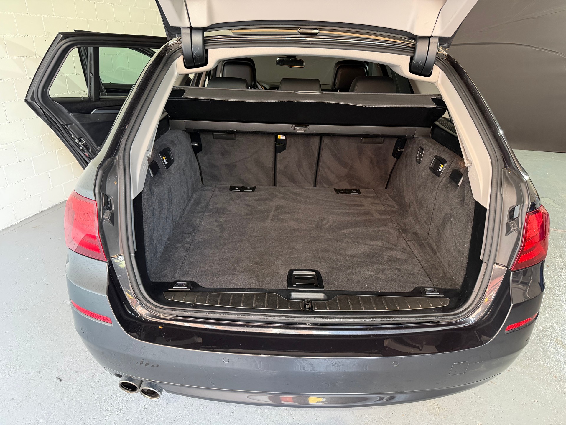 BMW 520d Touring Steptronic-image-8