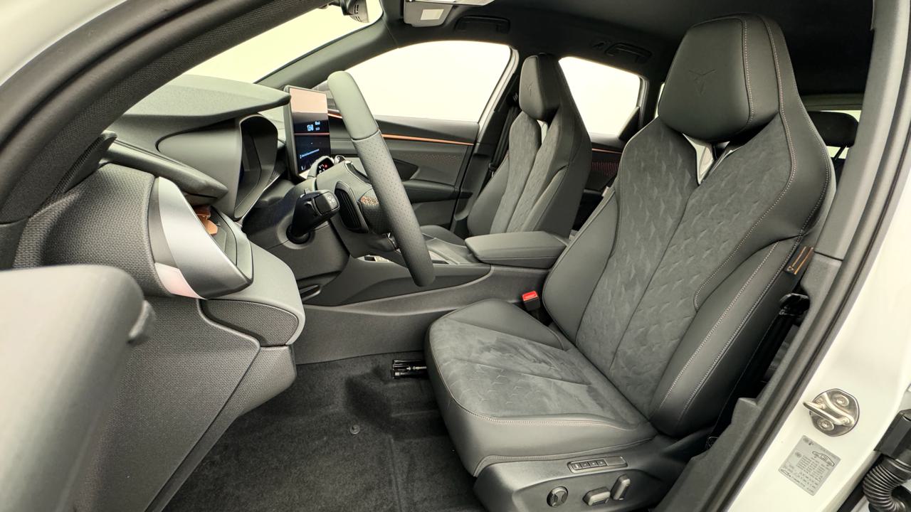 CUPRA Terramar 1.5 eHybrid DSG-image-4
