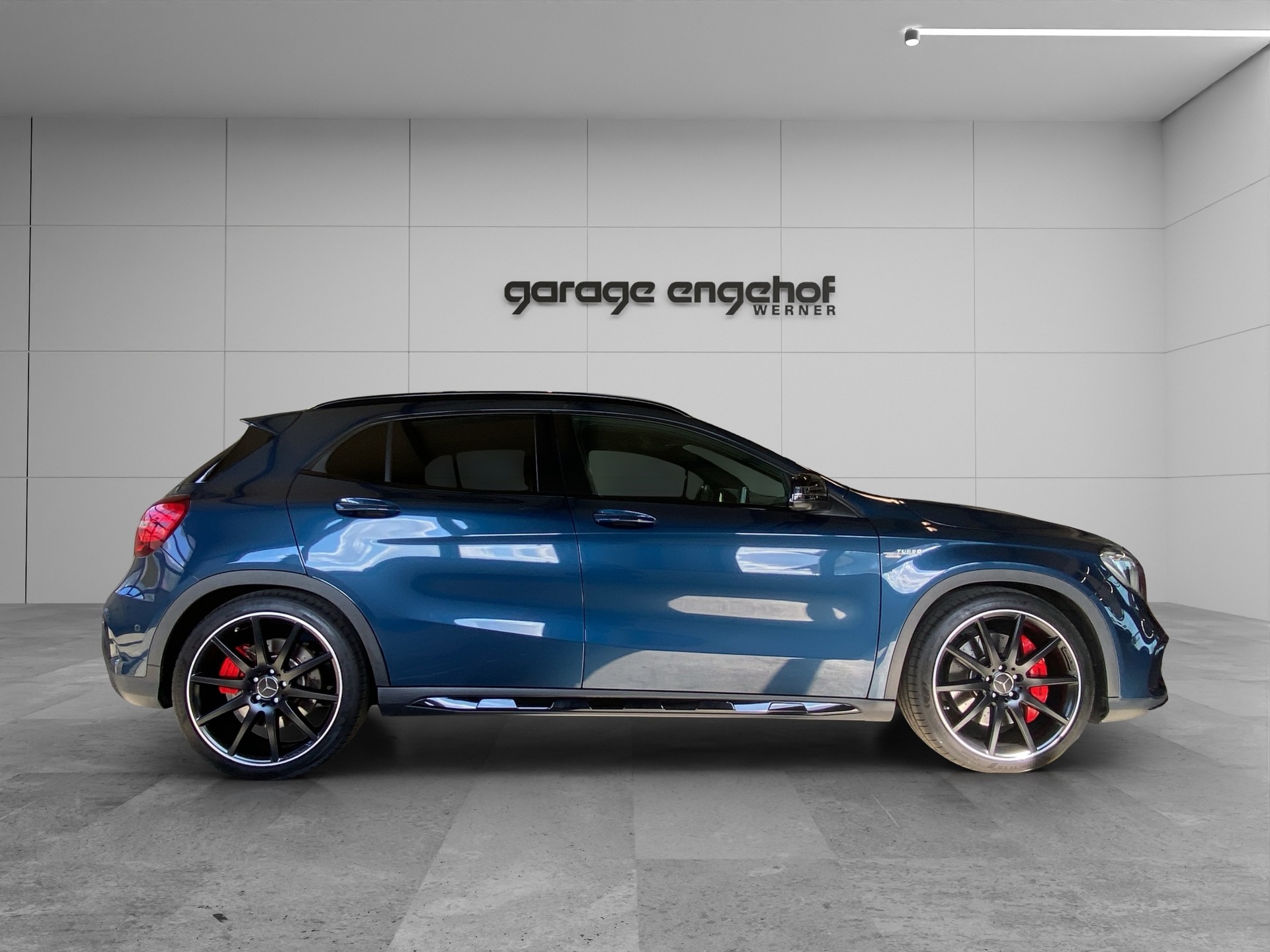MERCEDES-BENZ GLA 45 AMG 4Matic 7G-DCT-image-8