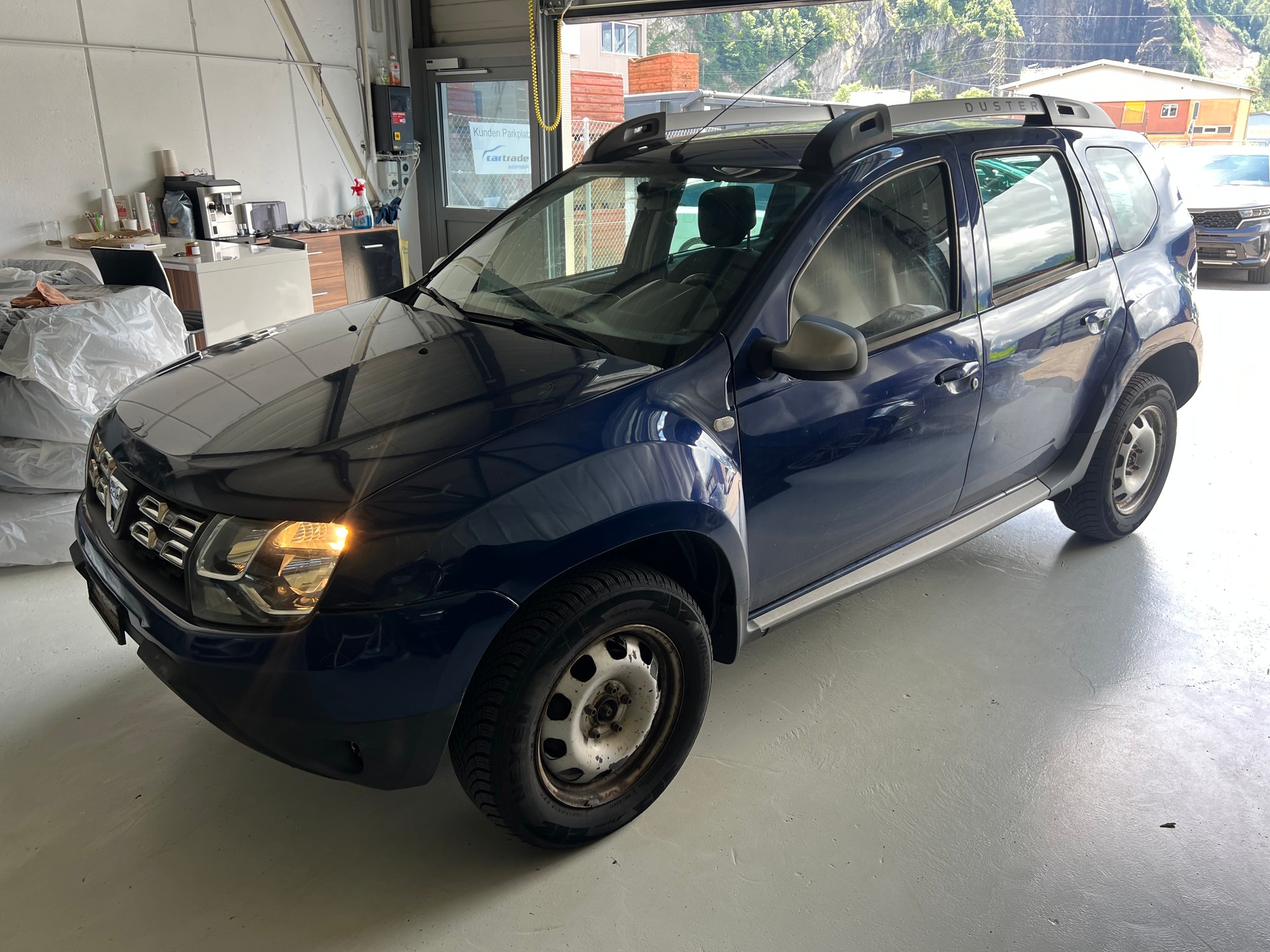 DACIA Duster 1.5 Diesel Lauréate 4x4 ***Euro 6 * Klima * Tempomat ***-image-0