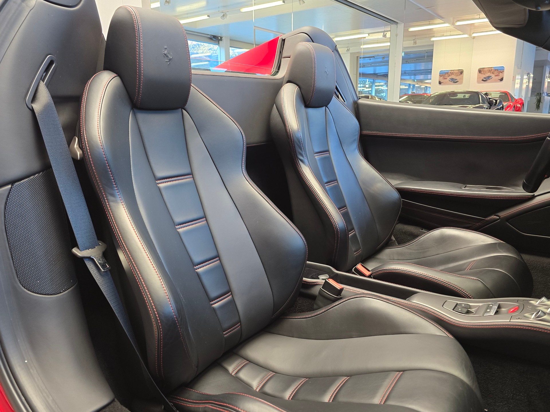 FERRARI 458 Spider Italia 4.5 V8 - Approved Garantie-image-13