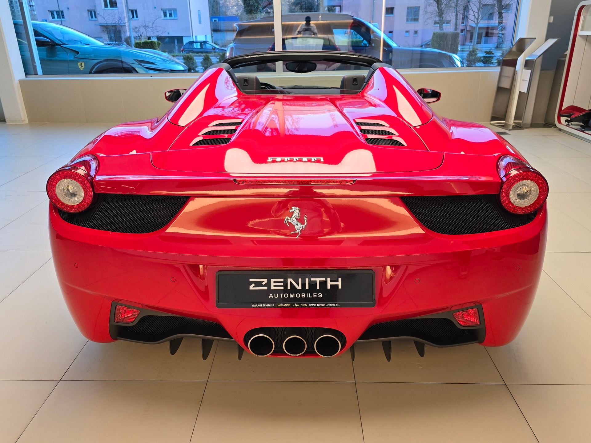 FERRARI 458 Spider Italia 4.5 V8 - Approved Garantie-image-5