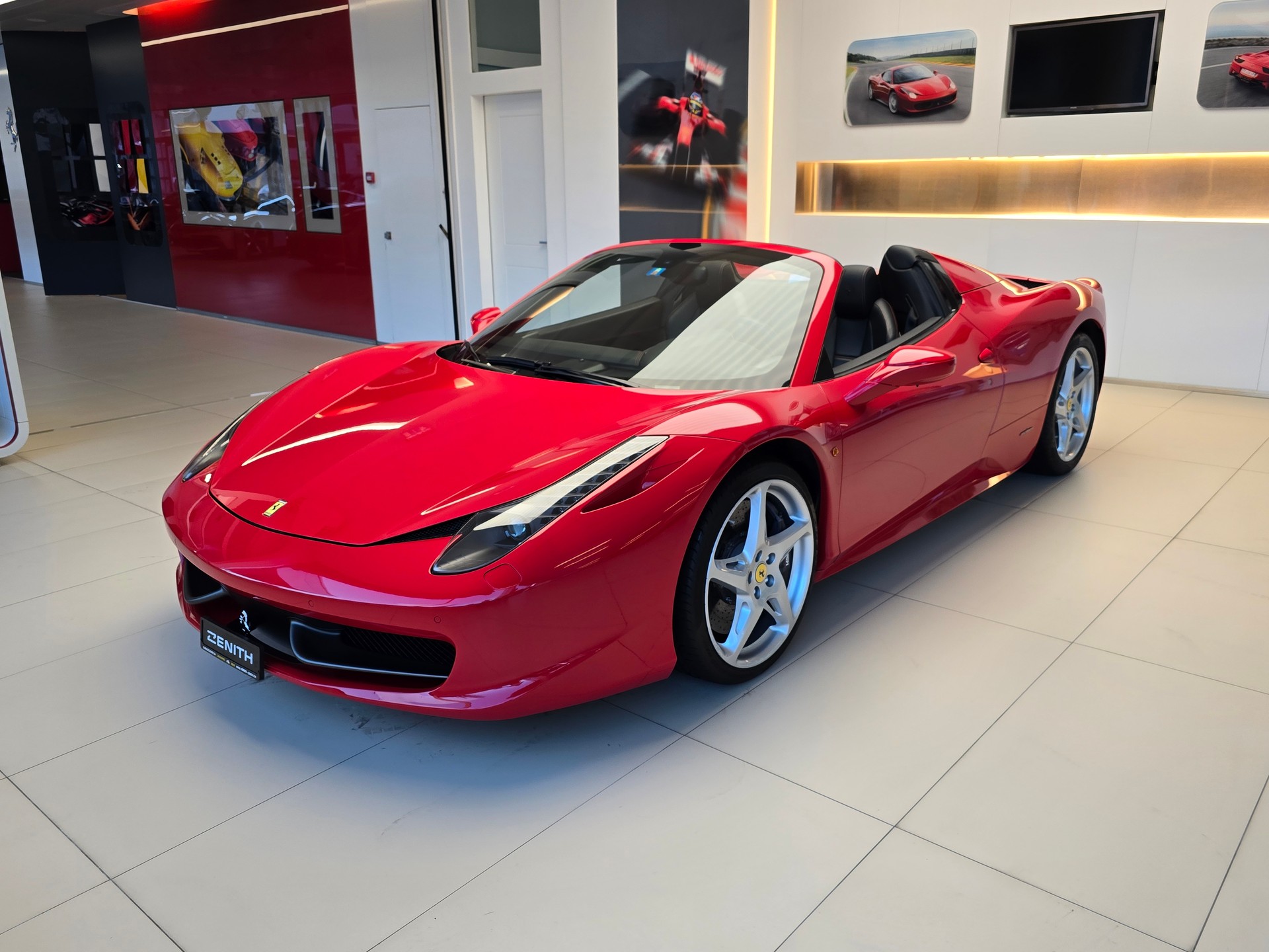 FERRARI 458 Spider Italia 4.5 V8 - Approved Garantie-image-0