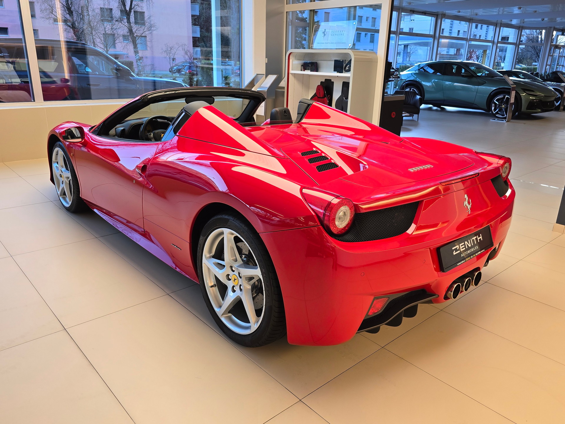 FERRARI 458 Spider Italia 4.5 V8 - Approved Garantie-image-6