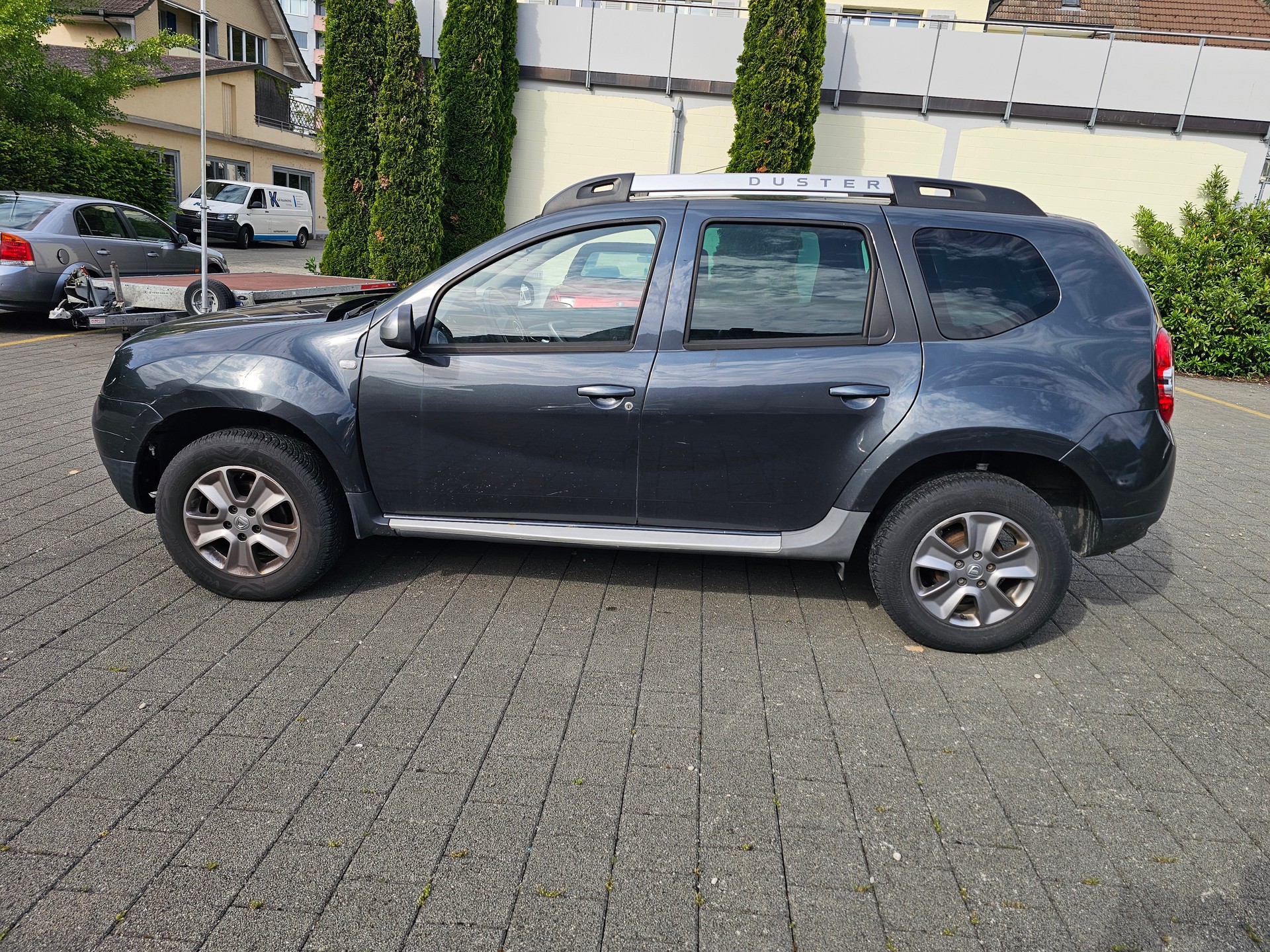 DACIA Duster 1.5 dCi MOUNTAINS Celebration 4x4 055/100-image-1