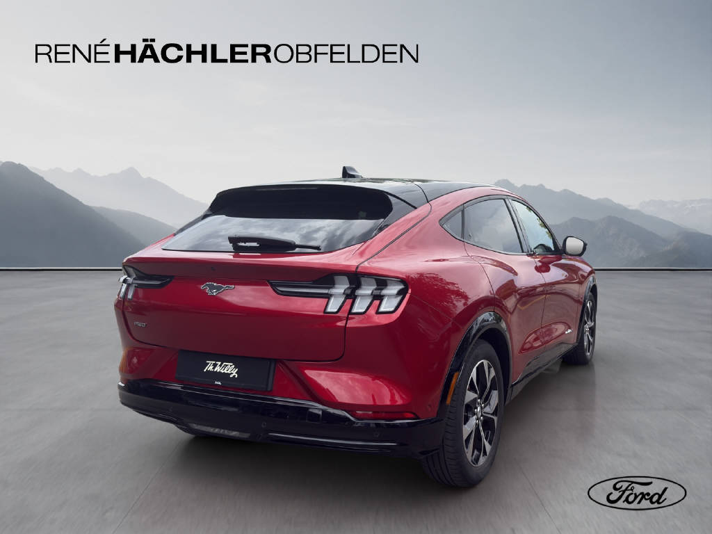 FORD Mustang Mach-E Extended AWD-image-3
