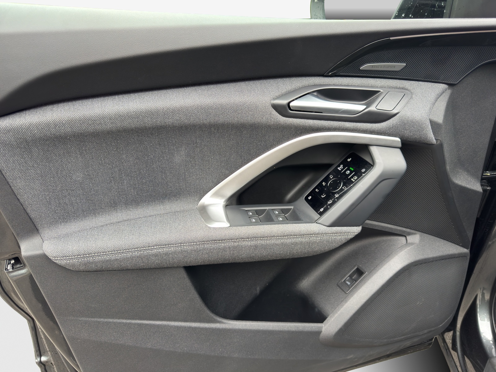AUDI Q5 TDI quattro 150 kW S-tronic-image-14