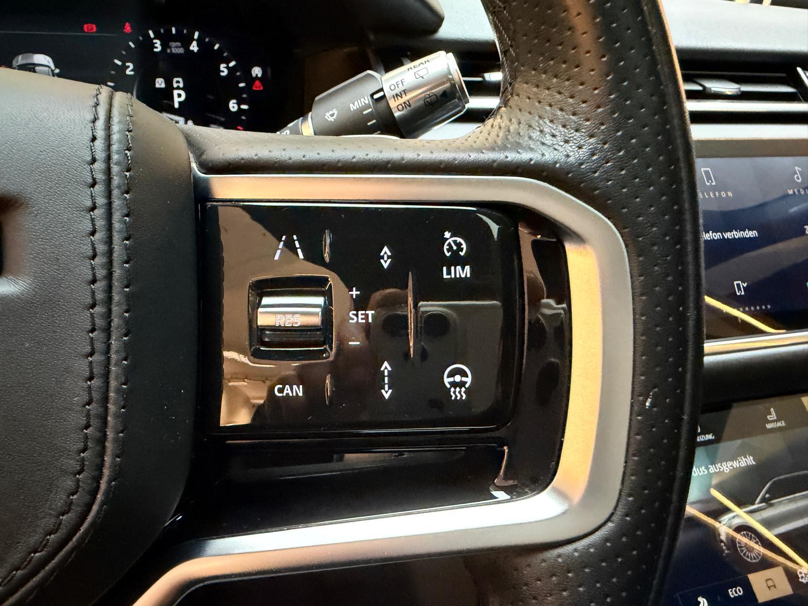 LAND ROVER Range Rover Velar 3.0 I6 R-Dynamic HSE-image-24