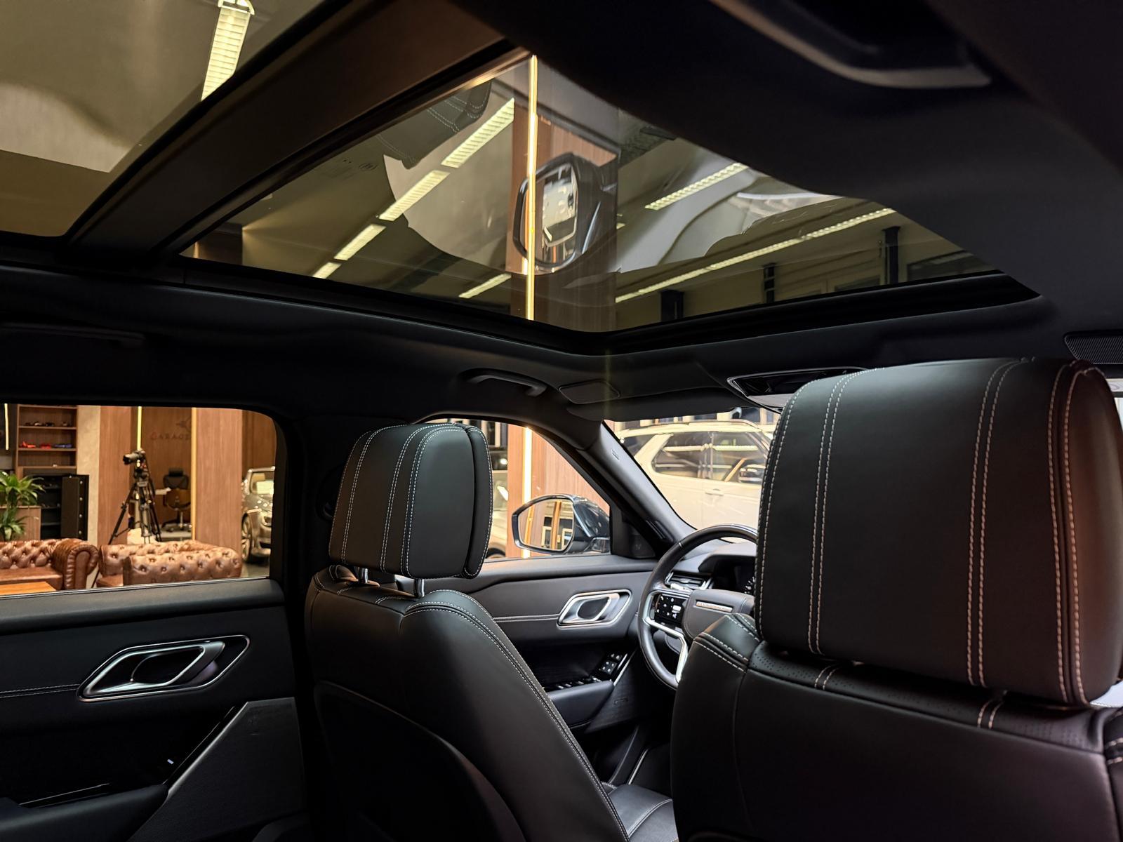 LAND ROVER Range Rover Velar 3.0 I6 R-Dynamic HSE-image-18