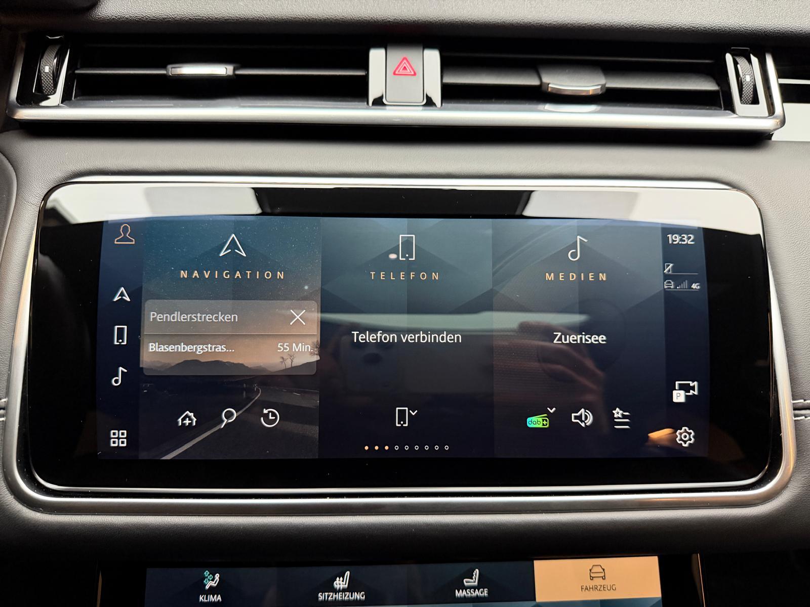 LAND ROVER Range Rover Velar 3.0 I6 R-Dynamic HSE-image-21
