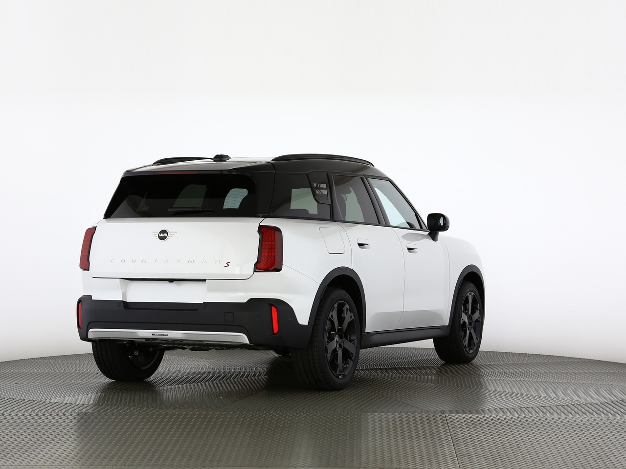 MINI Countryman S ALL4 Steptronic-image-1