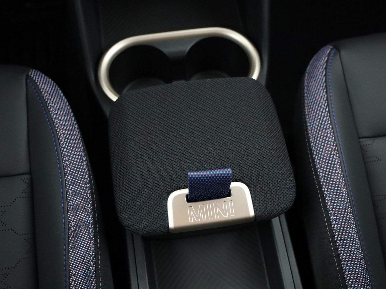 MINI Countryman S ALL4 Steptronic-image-18