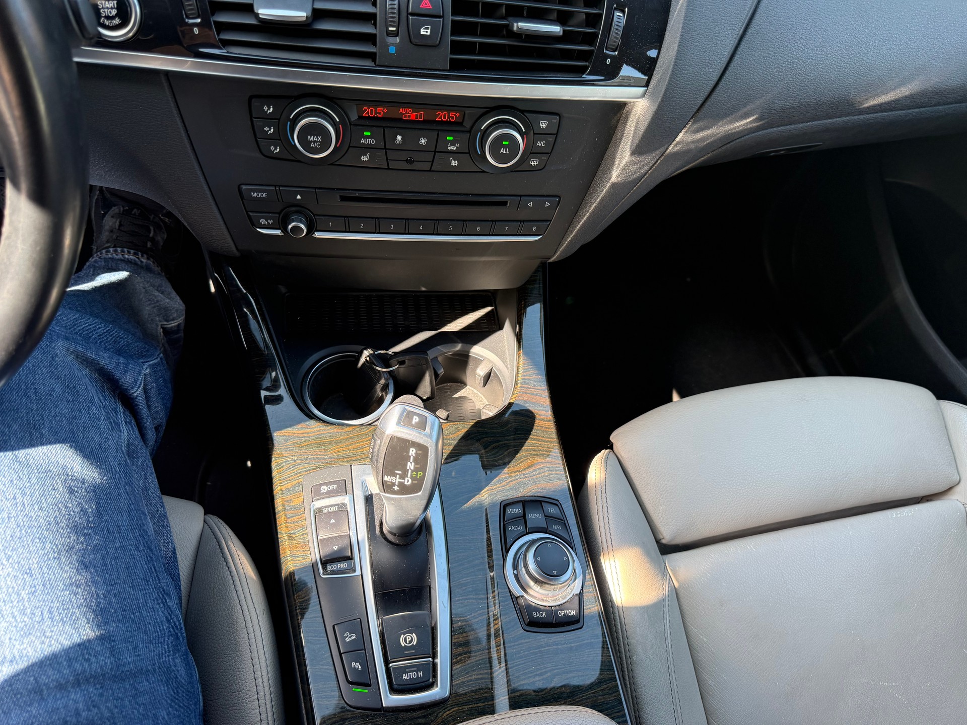BMW X3 xDrive 28i Steptronic-image-8