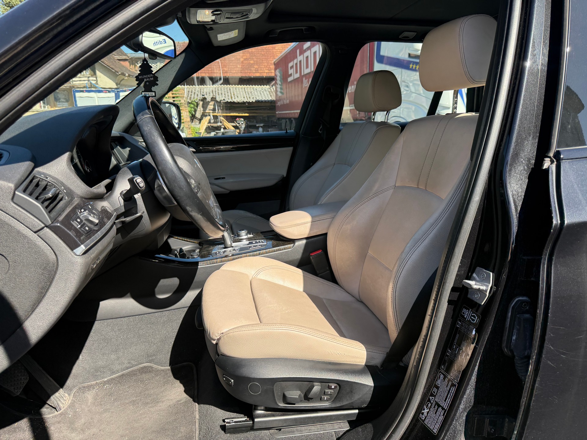 BMW X3 xDrive 28i Steptronic-image-5