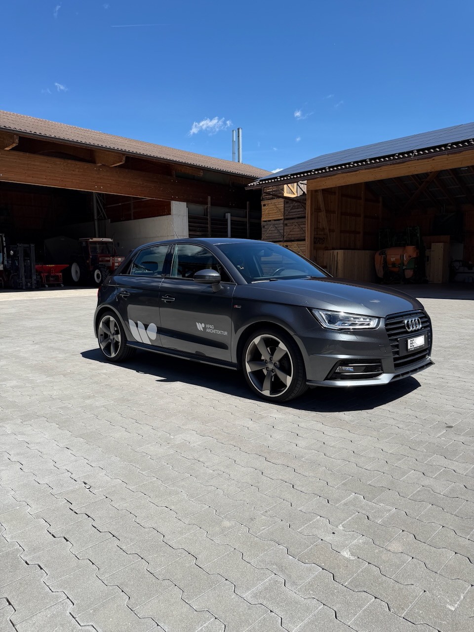 AUDI 1.6 TDI 116 Sport S-Tronic-image-1
