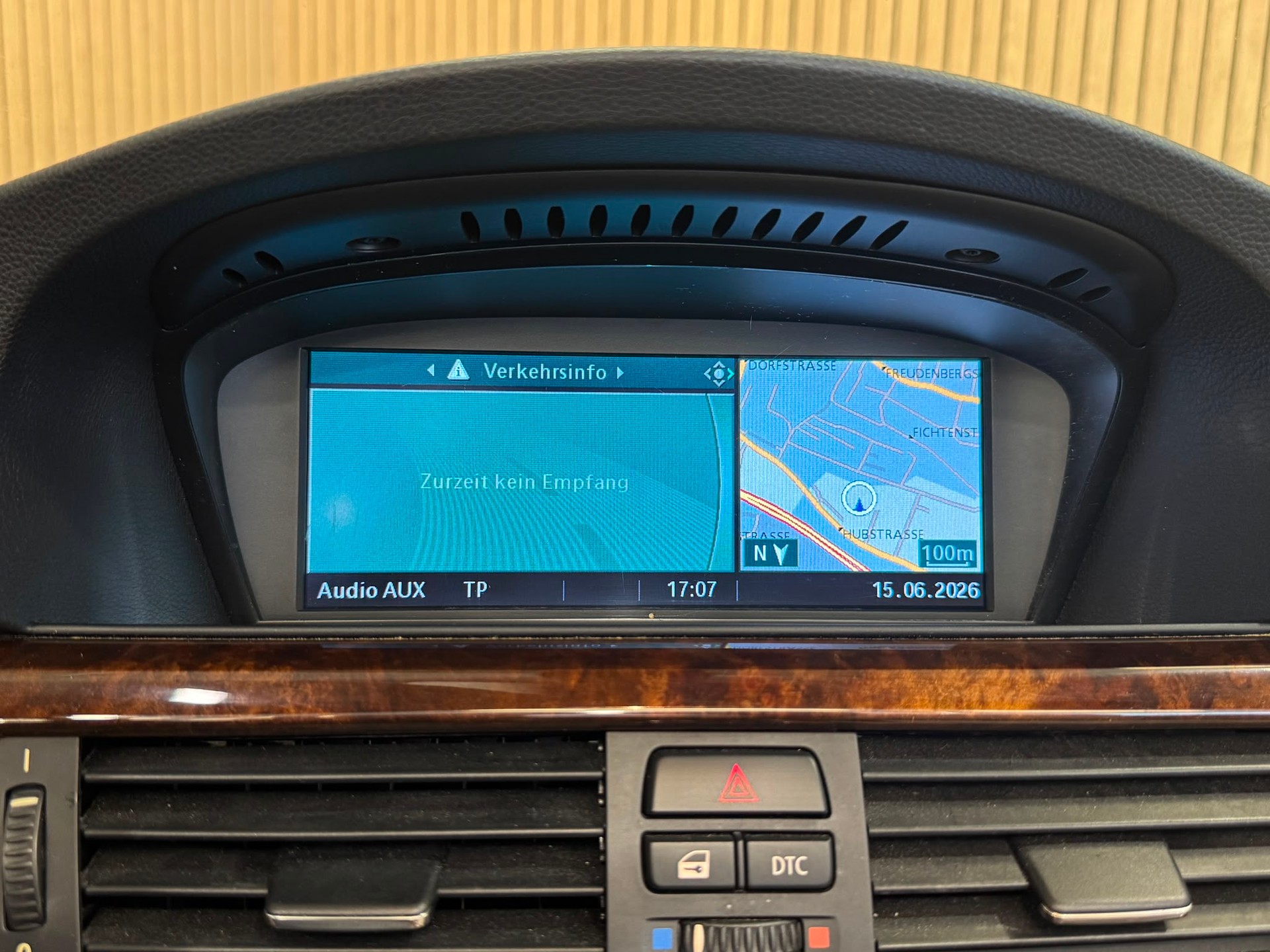 BMW 325i Cabriolet Steptronic-image-14