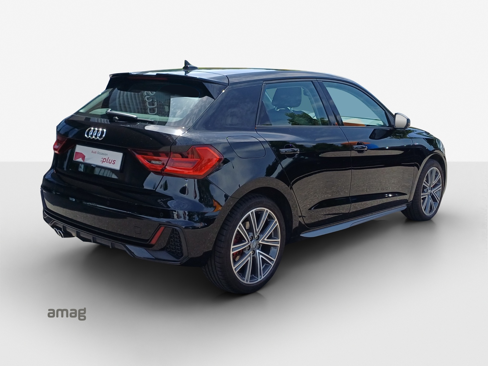 AUDI A1 Sportback 40 TFSI S Line S-tronic-image-4