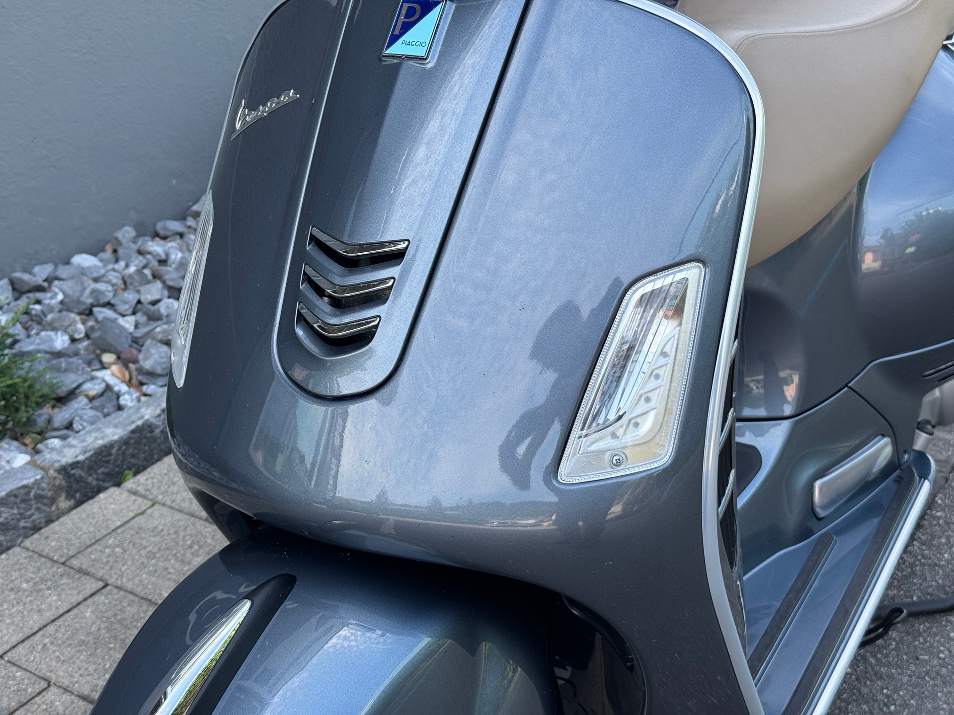 PIAGGIO Vespa GTS 300 i.e ABS-showroom-element-2