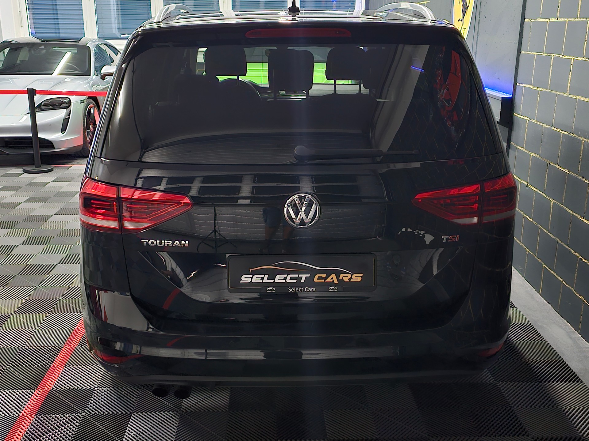 VW Touran 1.4 TSI BlueMotion Technology Sound DSG-image-7