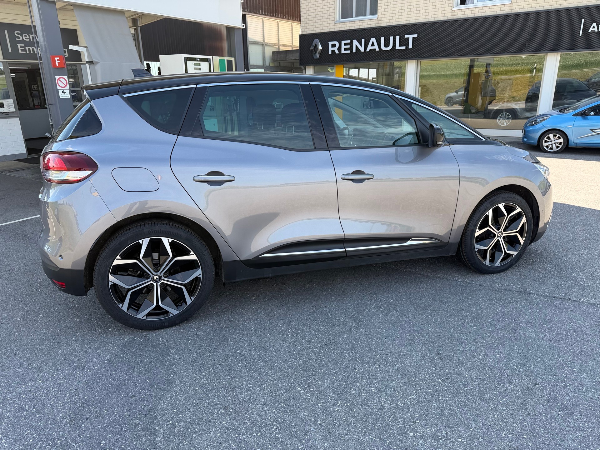 RENAULT Scénic 1.3 16V Turbo Intens EDC-image-3