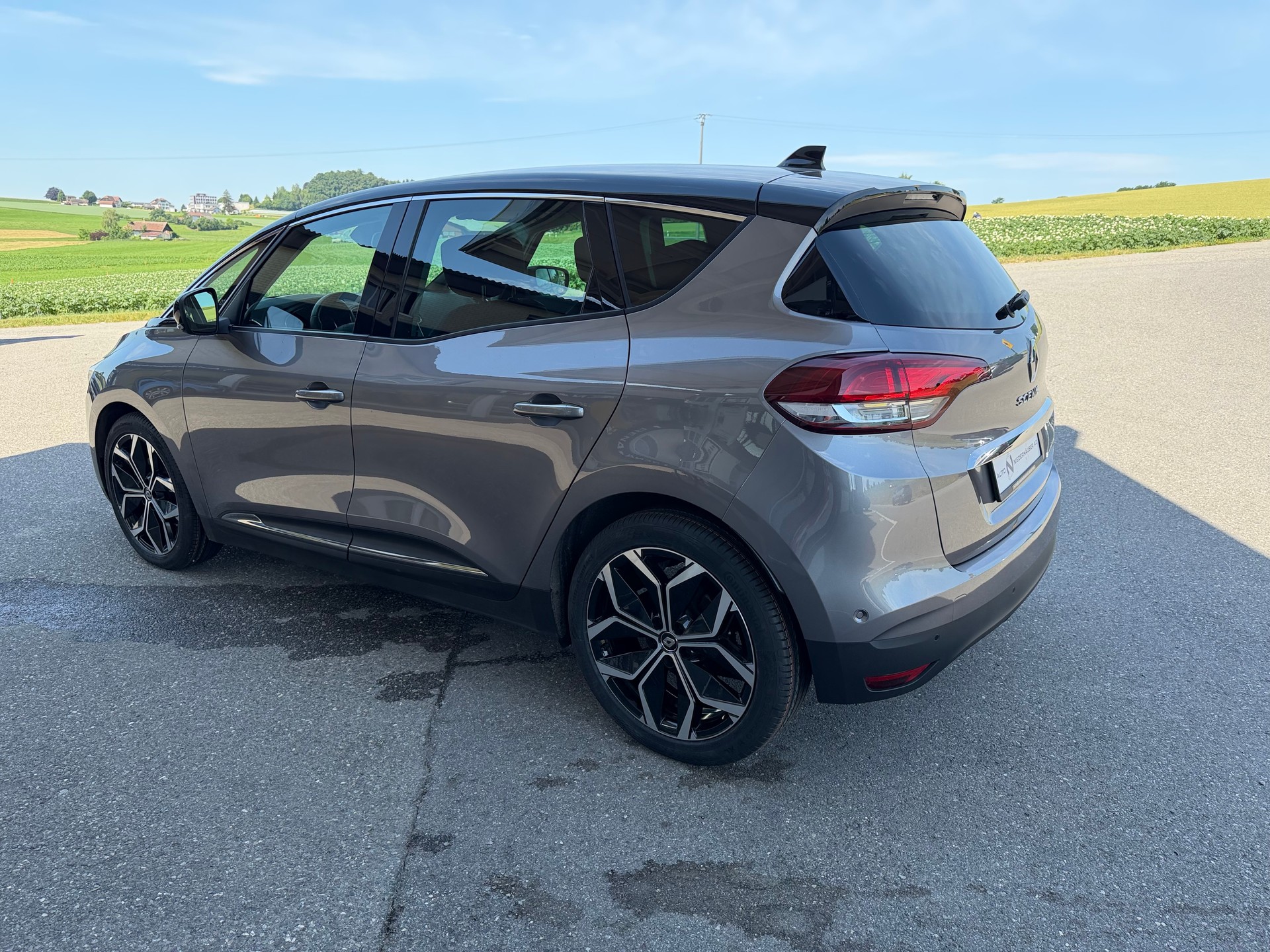 RENAULT Scénic 1.3 16V Turbo Intens EDC-image-5