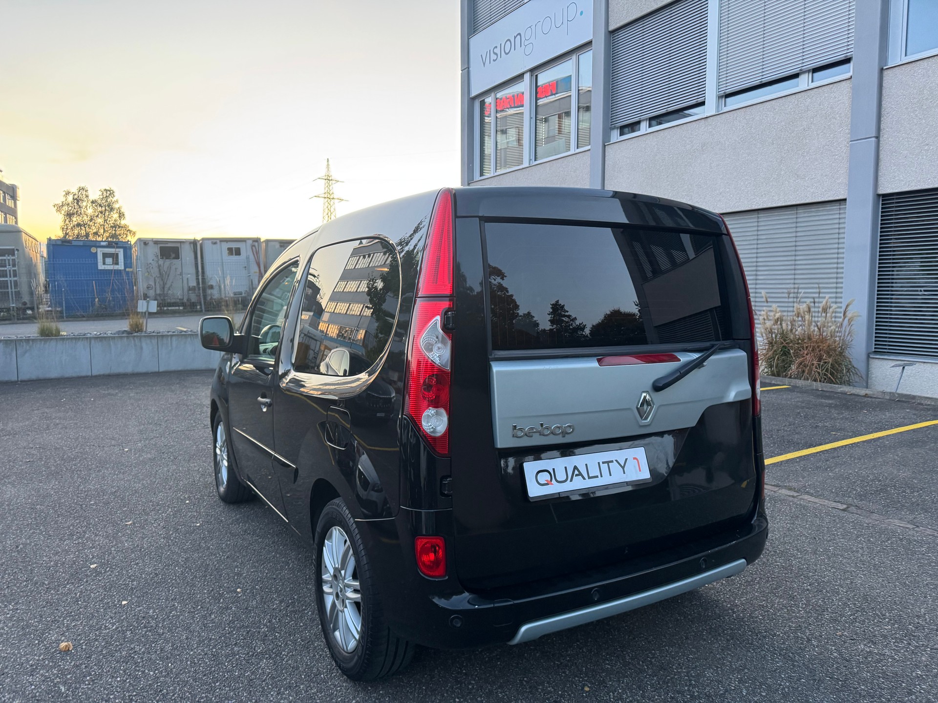 RENAULT Kangoo Be Bop 1.5 dCi-image-4