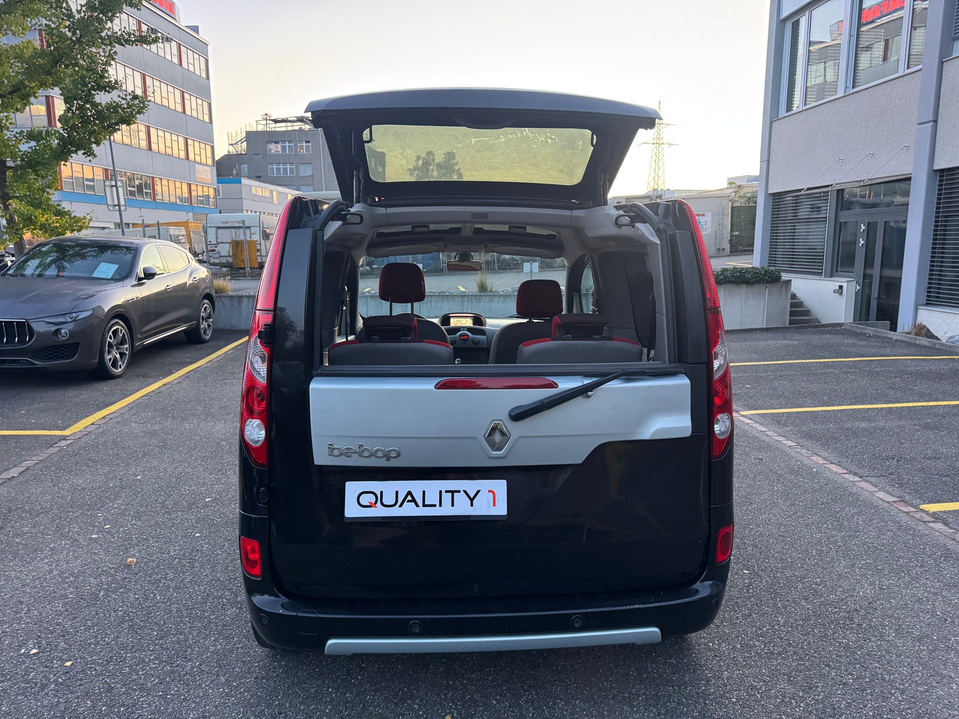 RENAULT Kangoo Be Bop 1.5 dCi-image-5