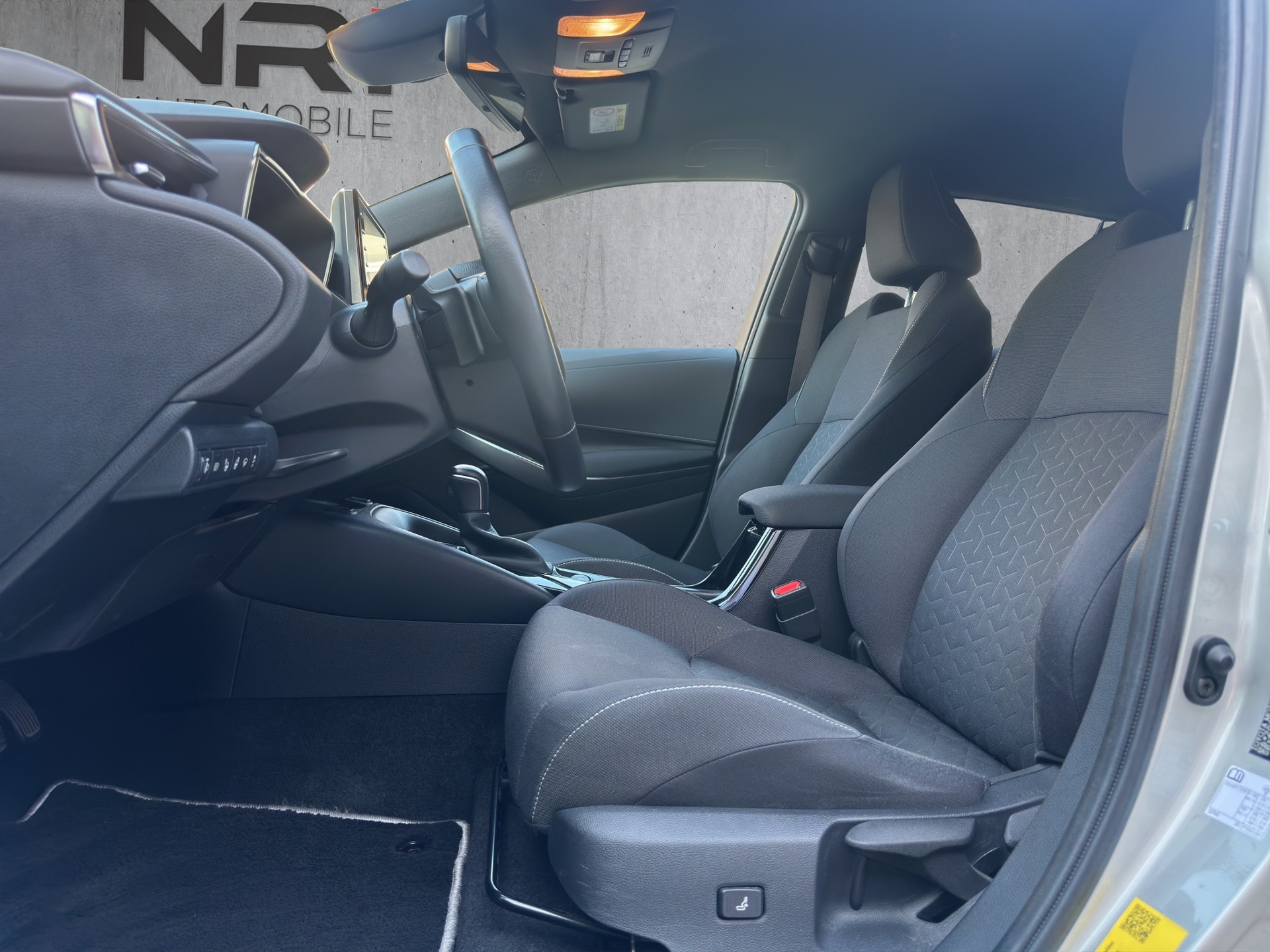 TOYOTA Corolla Touring Sports 2.0 HSD Trend-image-10