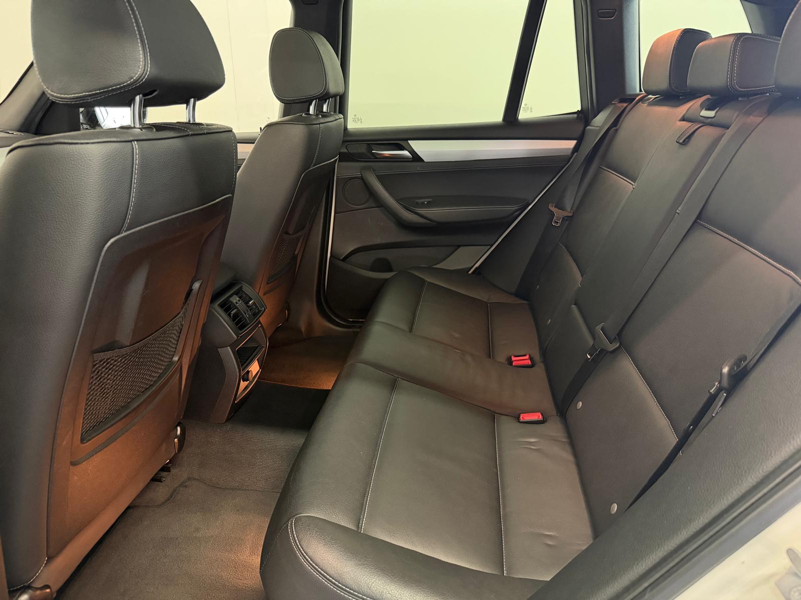 BMW X3 xDrive 35d Steptronic-image-17