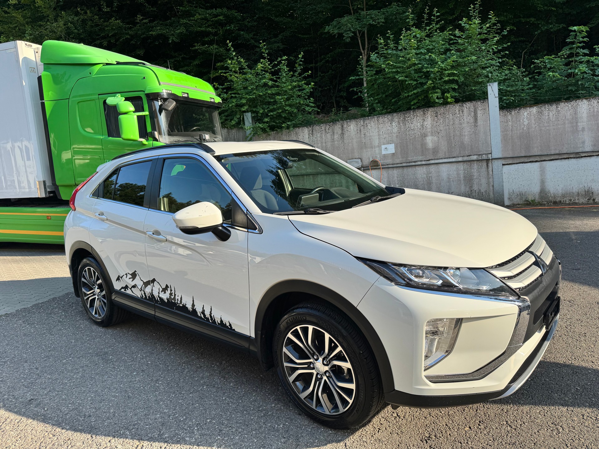 MITSUBISHI Eclipse Cross 1.5 T-Mivec Style2WD-image-2