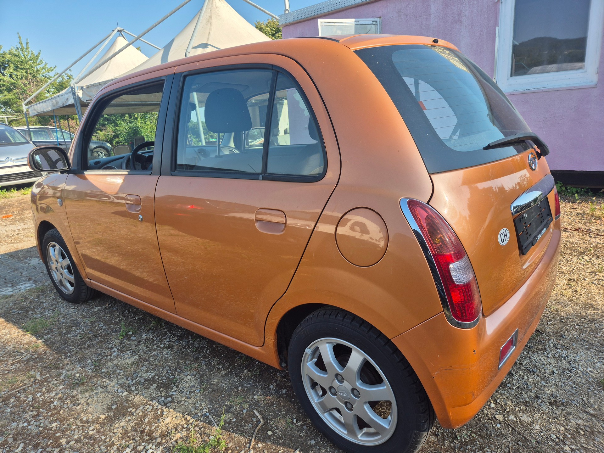 DAIHATSU Trevis 1.0-image-6
