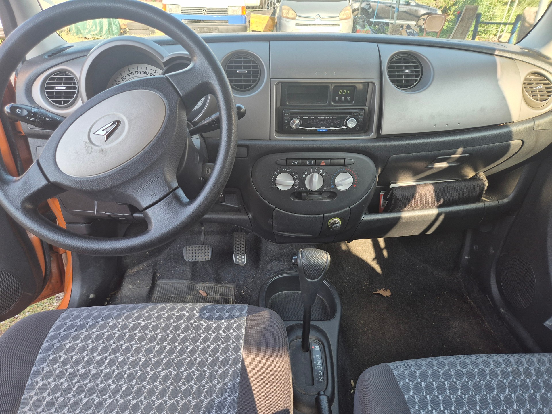 DAIHATSU Trevis 1.0-image-10