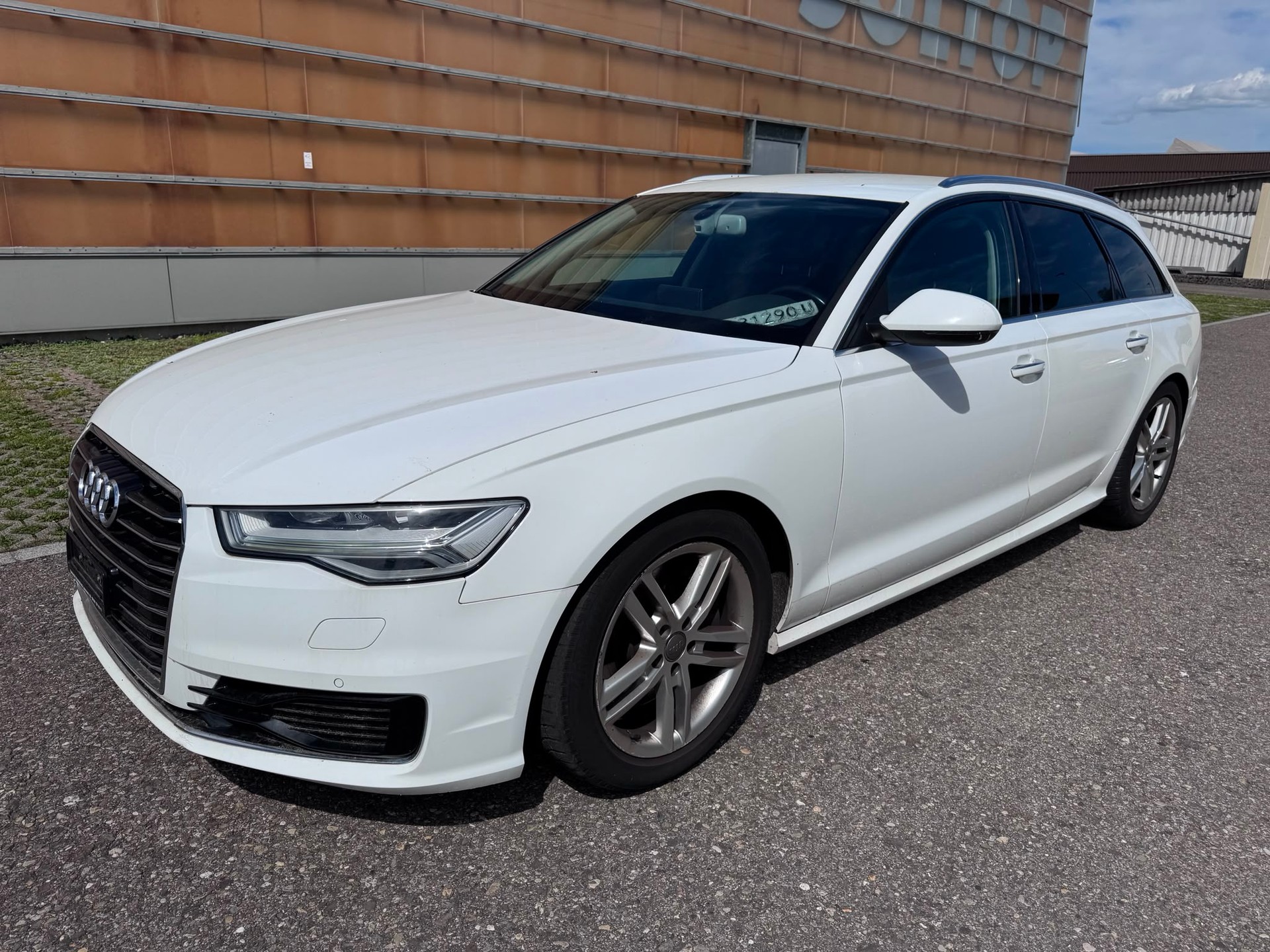 AUDI A6 Avant 2.0 TFSI S-tronic-image-1