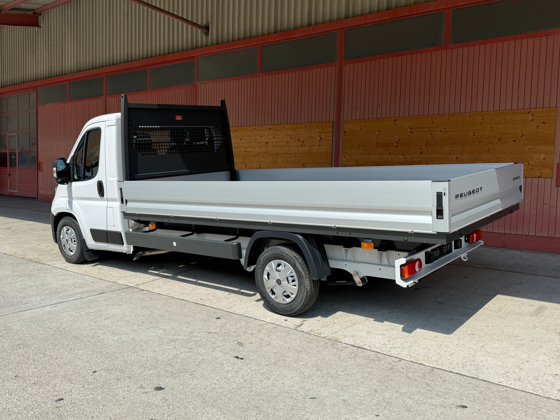 PEUGEOT Boxer 2.2 HDI 435 L4-image-4