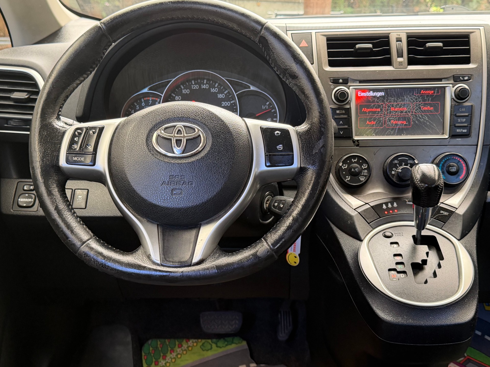 TOYOTA Verso-S 1.33 Linea Luna Multidrive S-image-9
