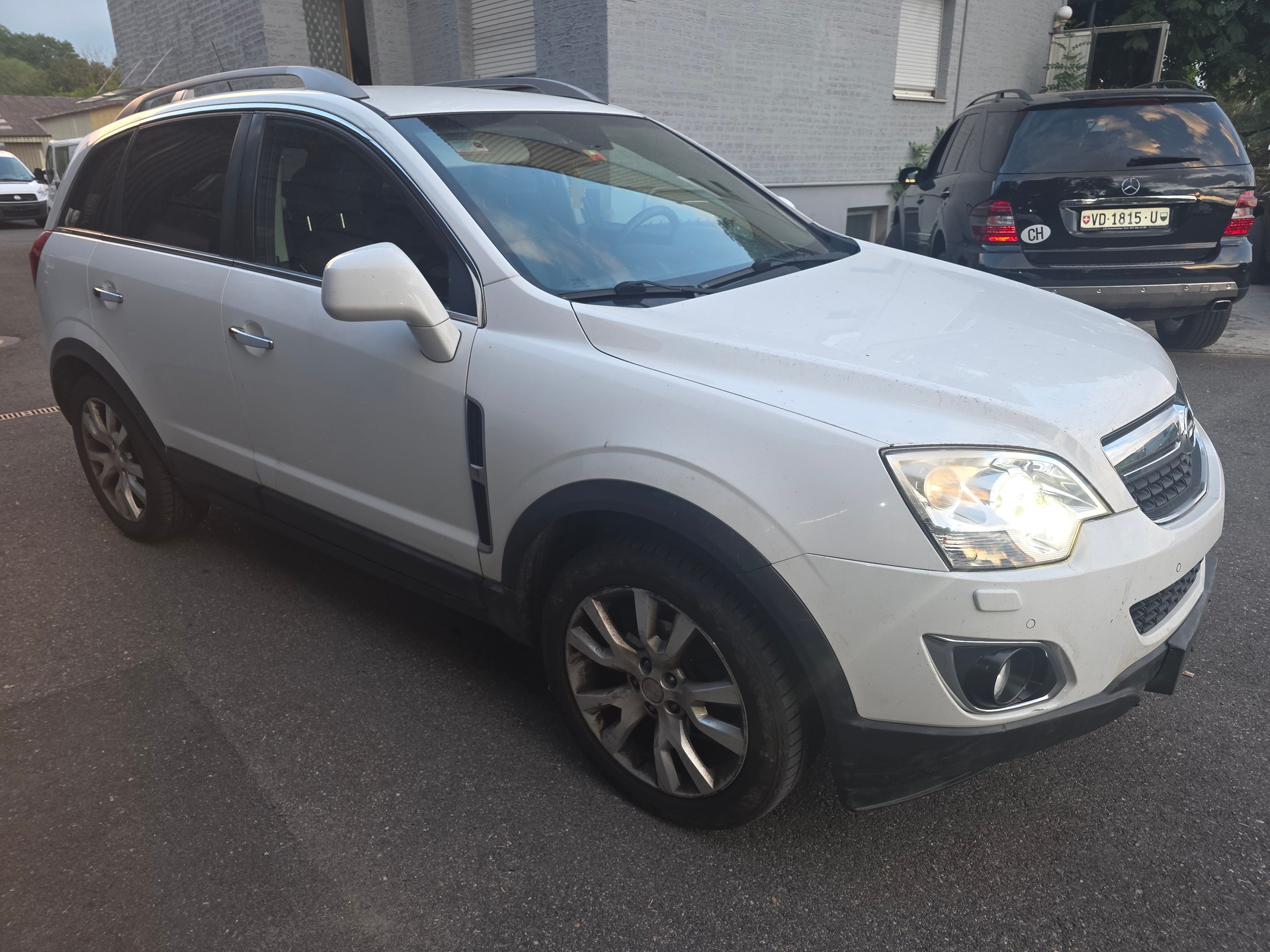 OPEL Antara 2.2 CDTi Cosmo 4WD Automatic-image-8