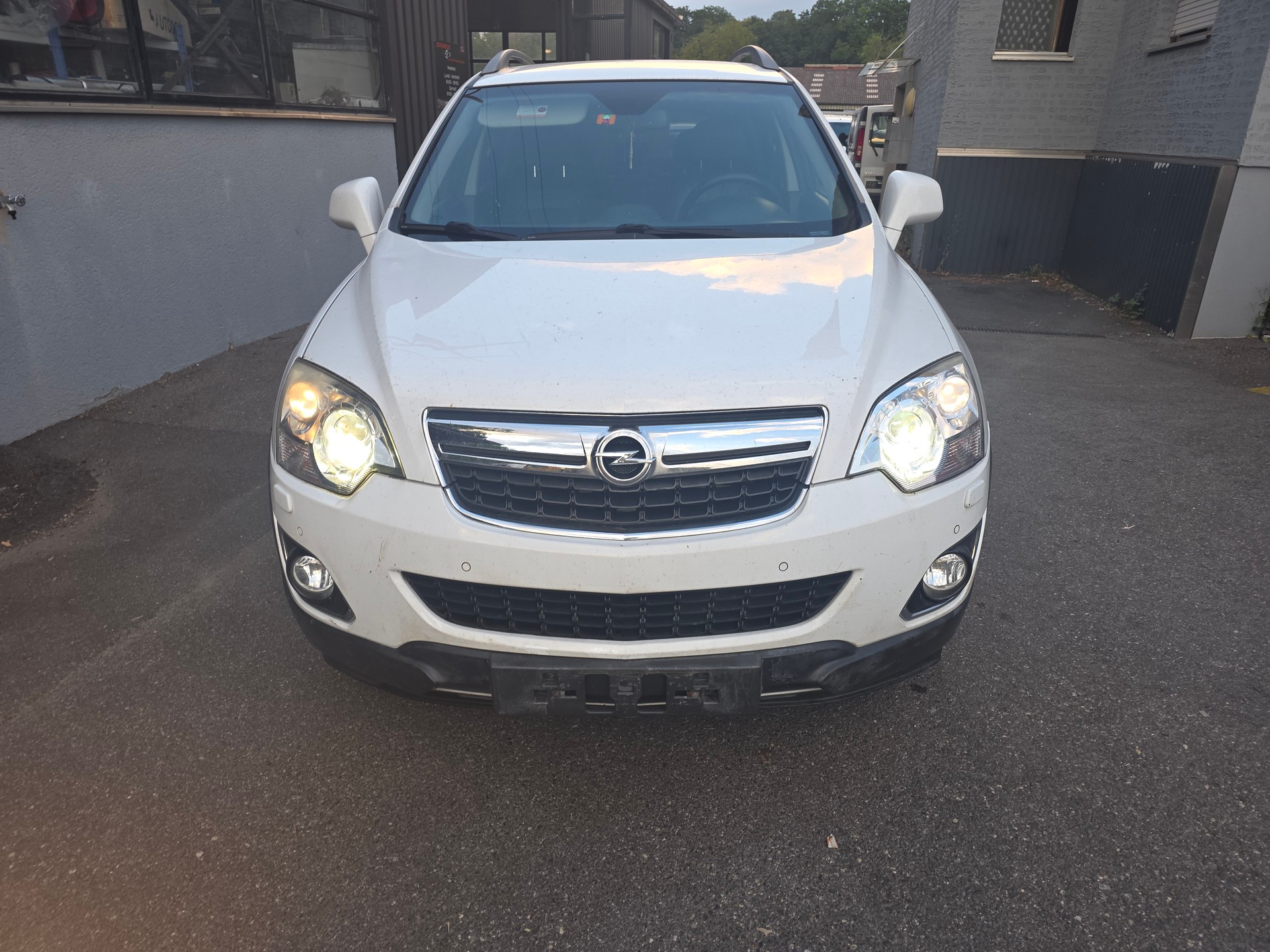 OPEL Antara 2.2 CDTi Cosmo 4WD Automatic-image-0