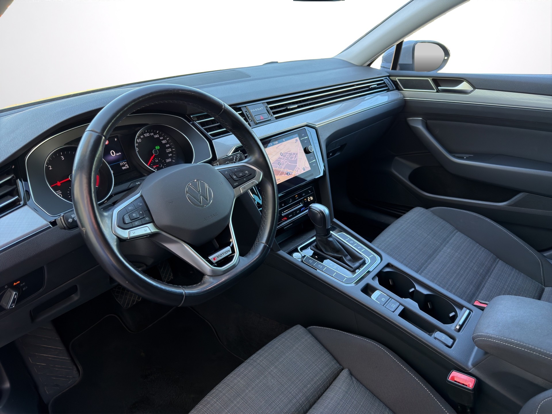 VW Passat 2.0 TDI BMT Business 4Motion DSG-image-10