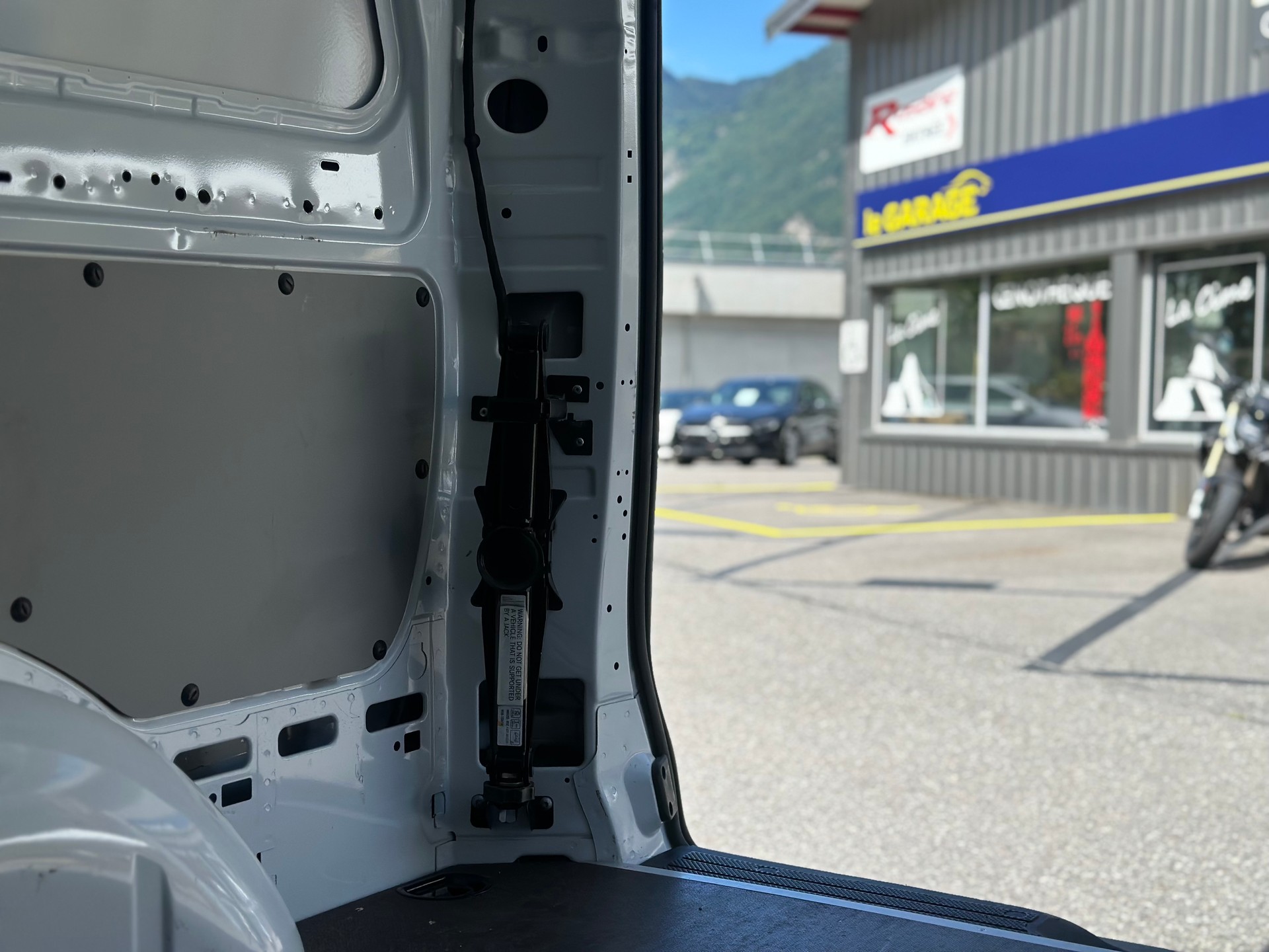 MERCEDES-BENZ Vito 119 CDI 9G-Tronic 4M Base-image-28