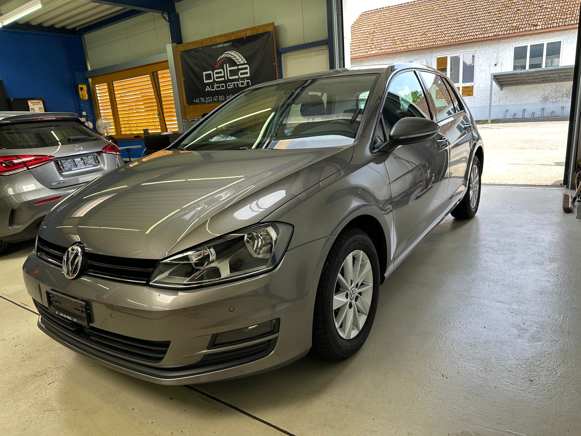VW Golf 1.4 TSI Highline-image-3