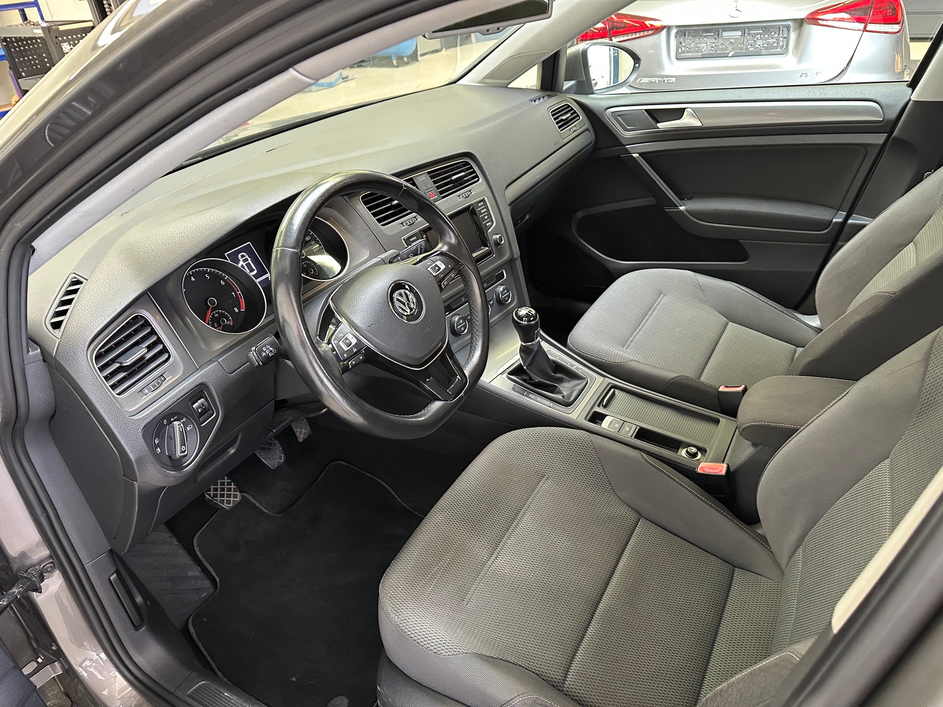VW Golf 1.4 TSI Highline-image-8