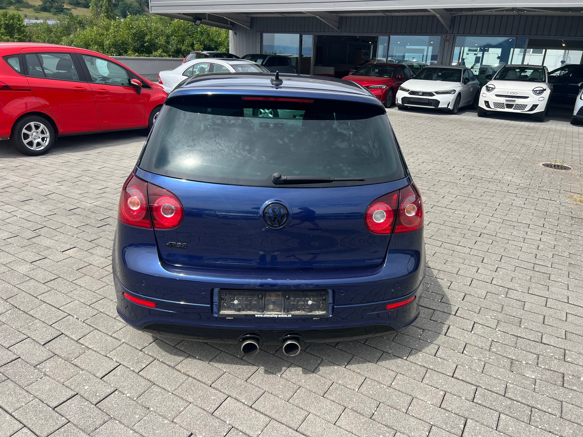 VW Golf VI R32 V6 4Motion DSG-image-3