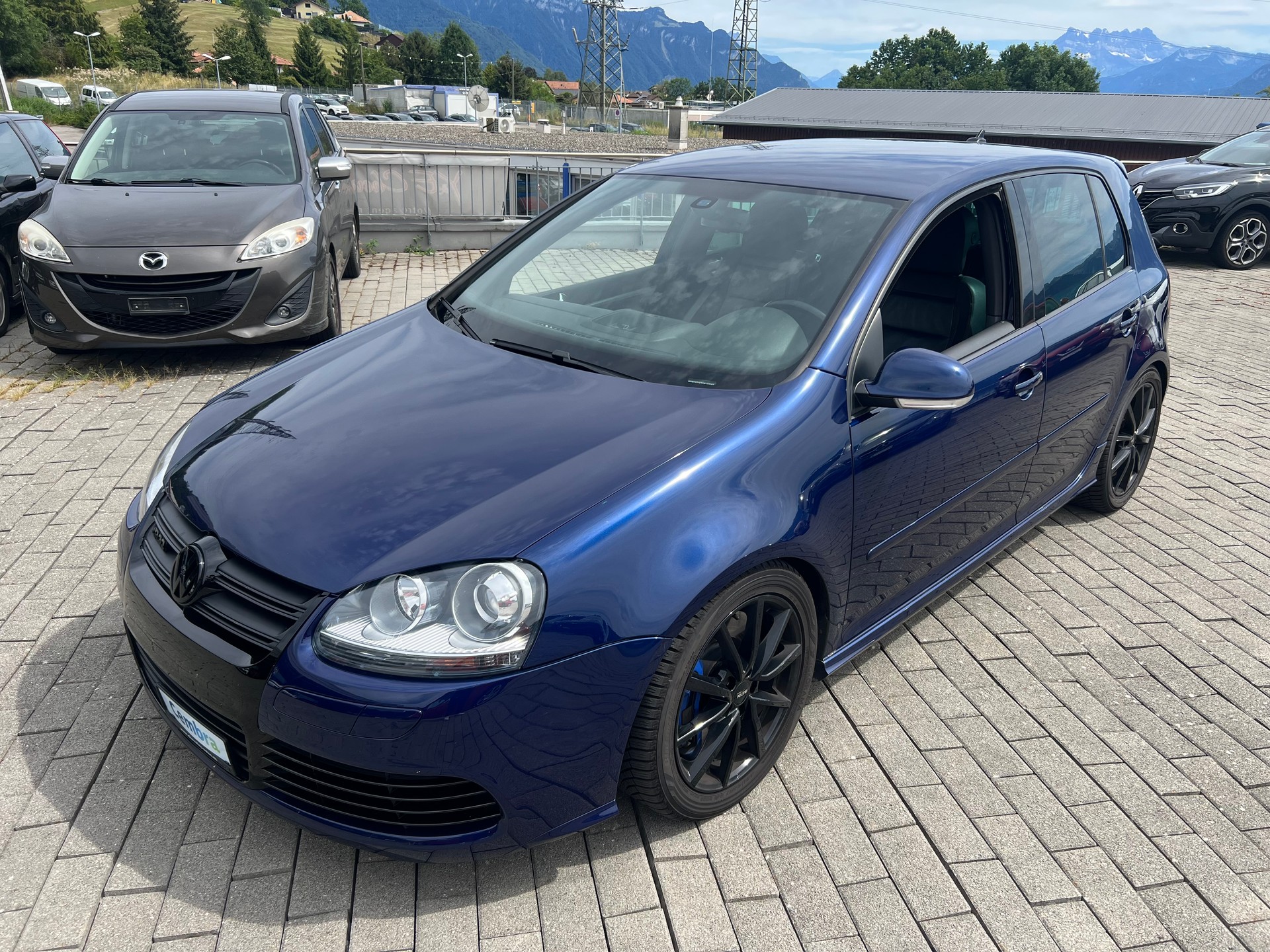 VW Golf VI R32 V6 4Motion DSG-image-11